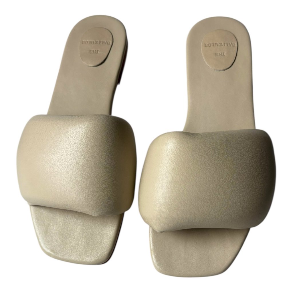 The Bali Tailor Leather Handmade Puffer Slides — image 7 of 8